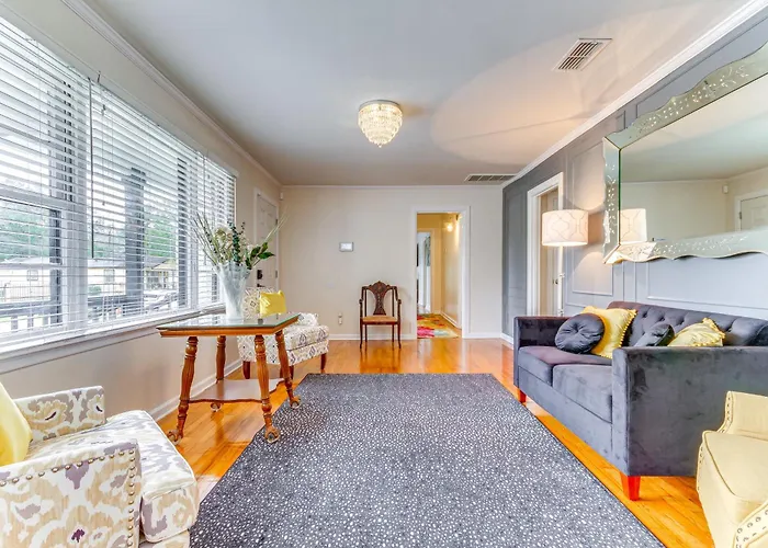 W/ Covered Patio: 1 Mi To Downtown! * Pensacola