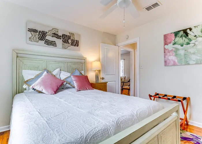 W/ Covered Patio: 1 Mi To Downtown! *